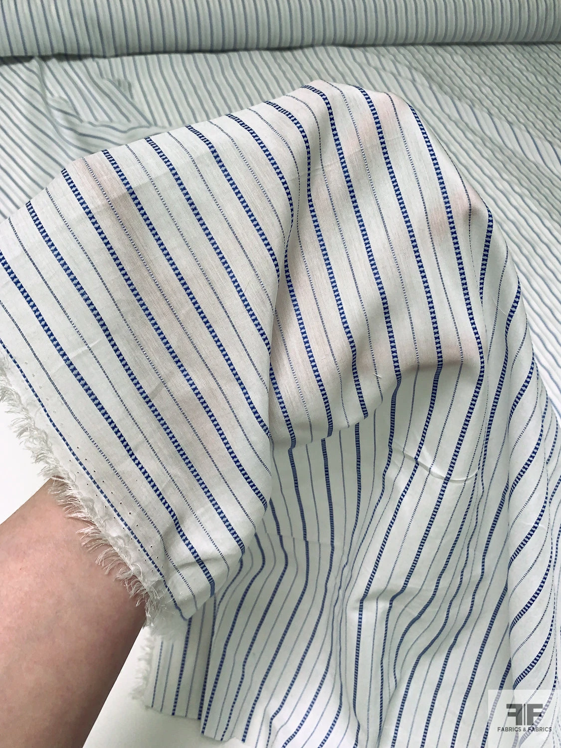 Vertical Striped Yarn-Dyed Silk-Cotton Soft Shirting - Off-White / Blue 11 Vertical Striped Yarn-Dyed Silk-Cotton Soft Shirting - Off-White / Blue - Image 9