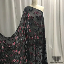 Anna Sui Rose Floral Cut Silk Velvet - Black/Pink/Green 10 Anna Sui Rose Floral Cut Silk Velvet - Black/Pink/Green -Fabrics And Fabrics Store 6366 vbo mann
