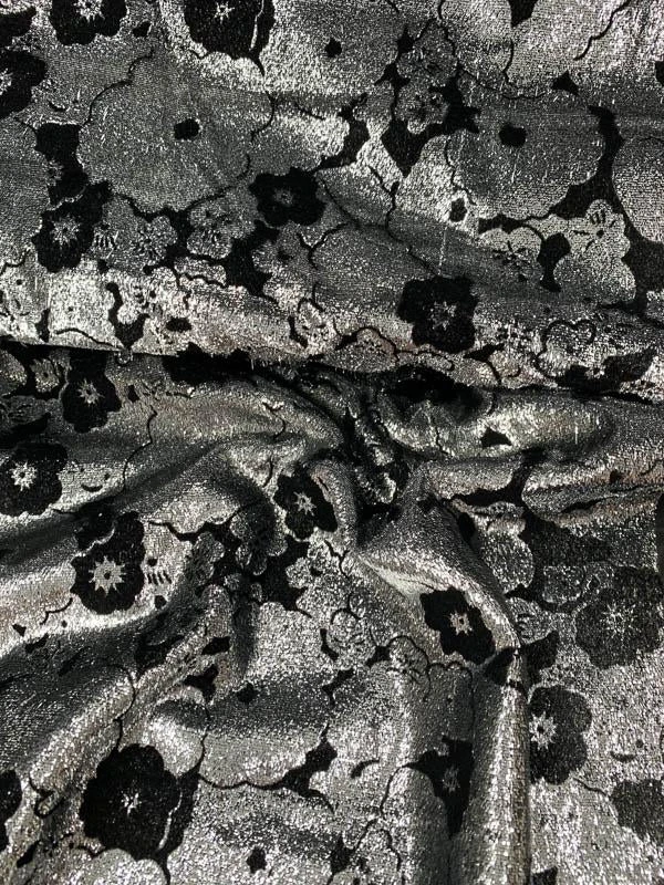 Metallic Floral Cut Panné Velvet - Silver / Black 3 Metallic Floral Cut Panné Velvet - Silver / Black