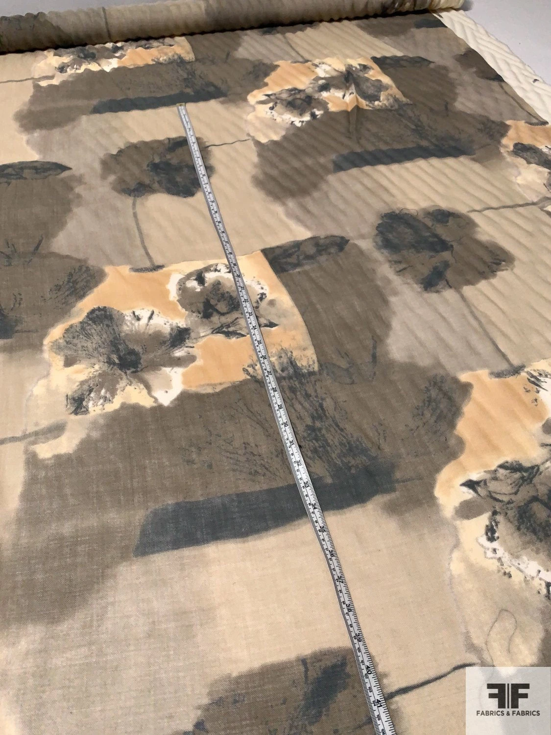 Italian Abstract Painterly Collage Fine Virgin Wool Challis - Earth 8 Italian Abstract Painterly Collage Fine Virgin Wool Challis - Earth - Image 6