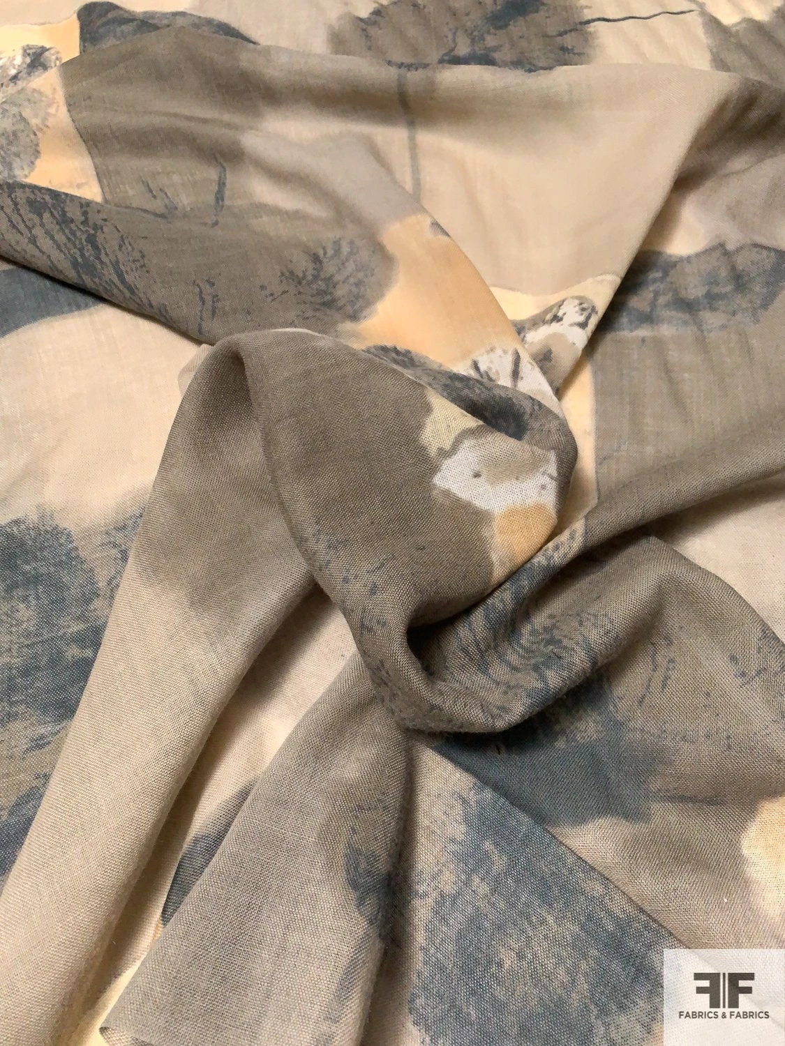 Italian Abstract Painterly Collage Fine Virgin Wool Challis - Earth 9 Italian Abstract Painterly Collage Fine Virgin Wool Challis - Earth - Image 7