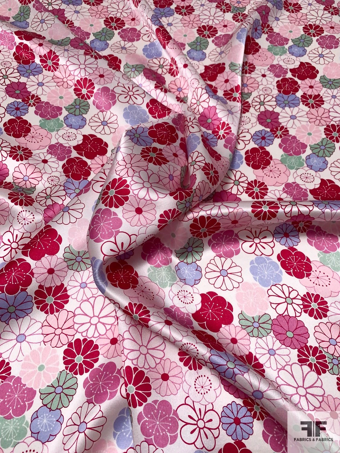 Daisy Graphic Printed Silk Charmeuse - Magenta / Mauve / Pink / Mint 3 Daisy Graphic Printed Silk Charmeuse - Magenta / Mauve / Pink / Mint